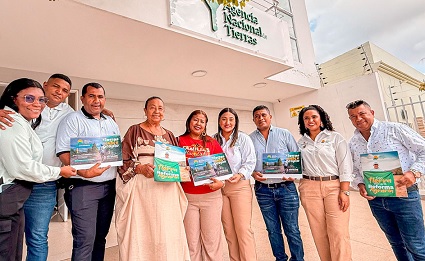 Entrega tierras indígenas